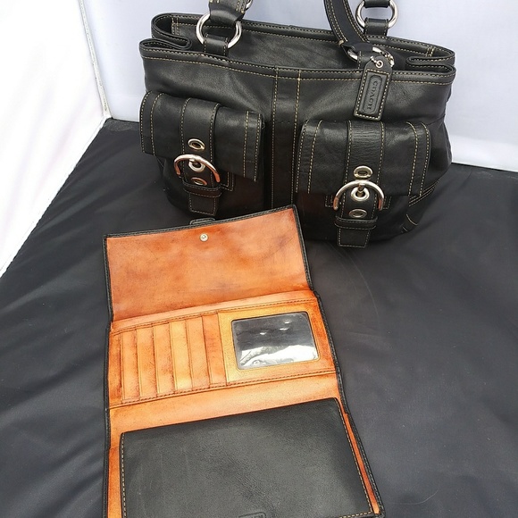 Coach bag purse shoulder bag with matching wallet - Picture 6 of 6